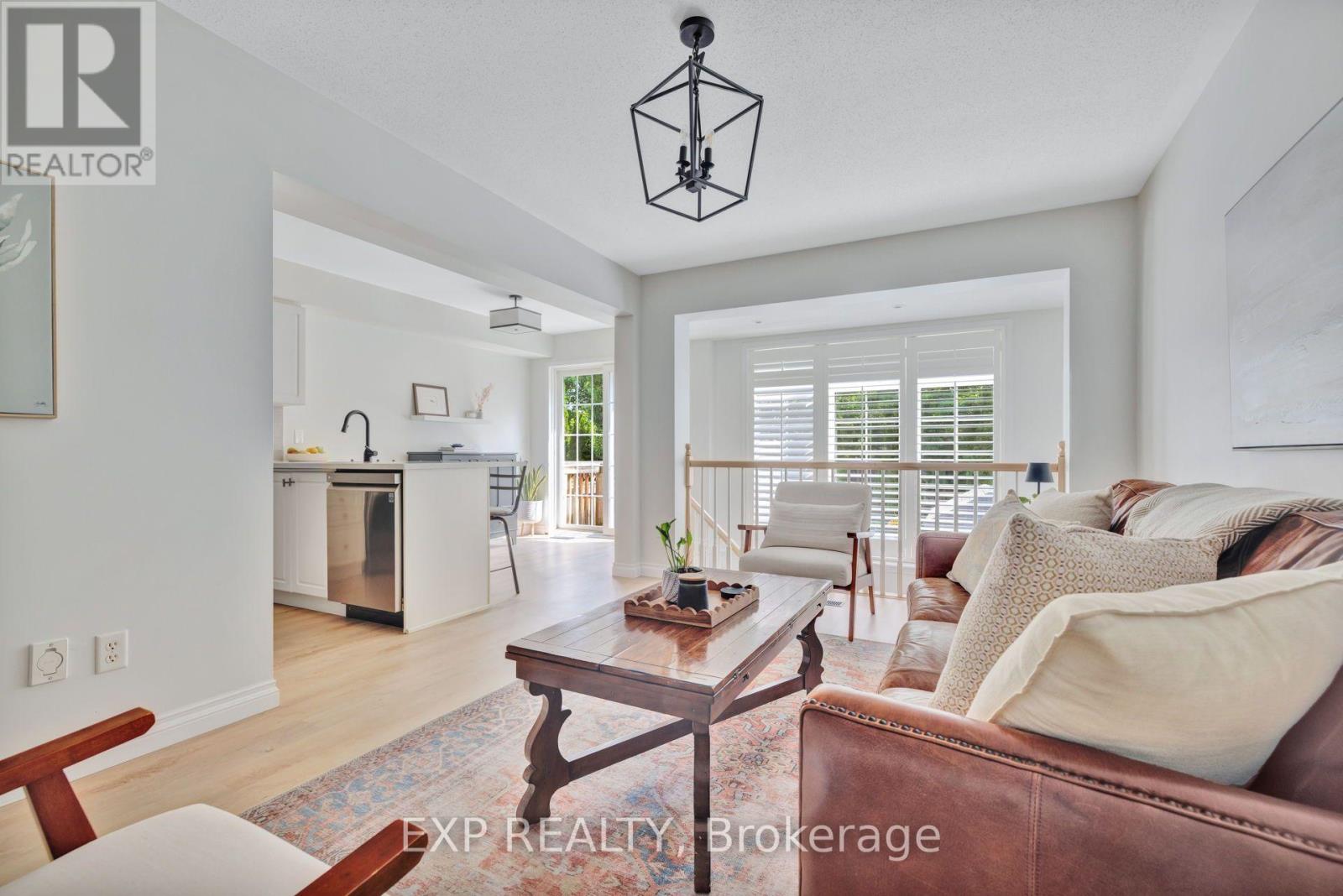 210 Wabiskaw Private, Ottawa, Ontario  K2J 0E6 - Photo 8 - X13568424