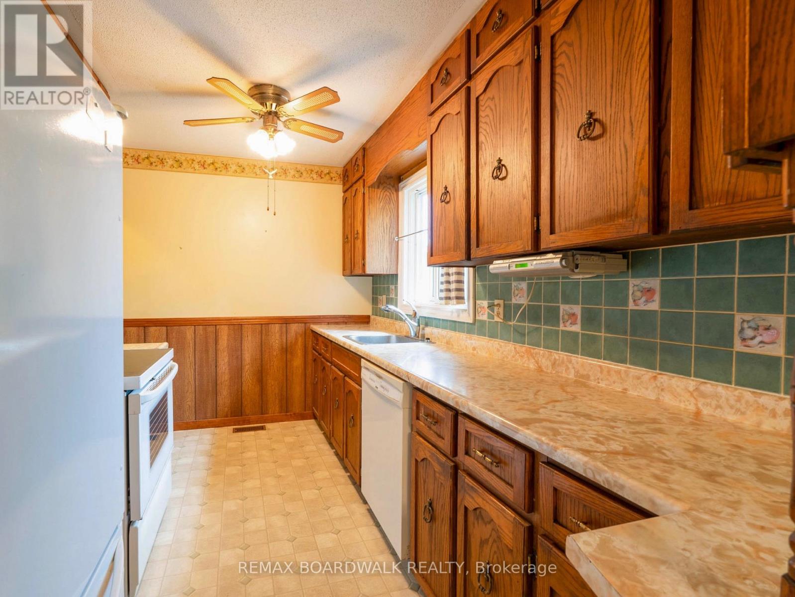 5 Laurentian Place, Arnprior, Ontario  K7S 2X8 - Photo 9 - X13568480