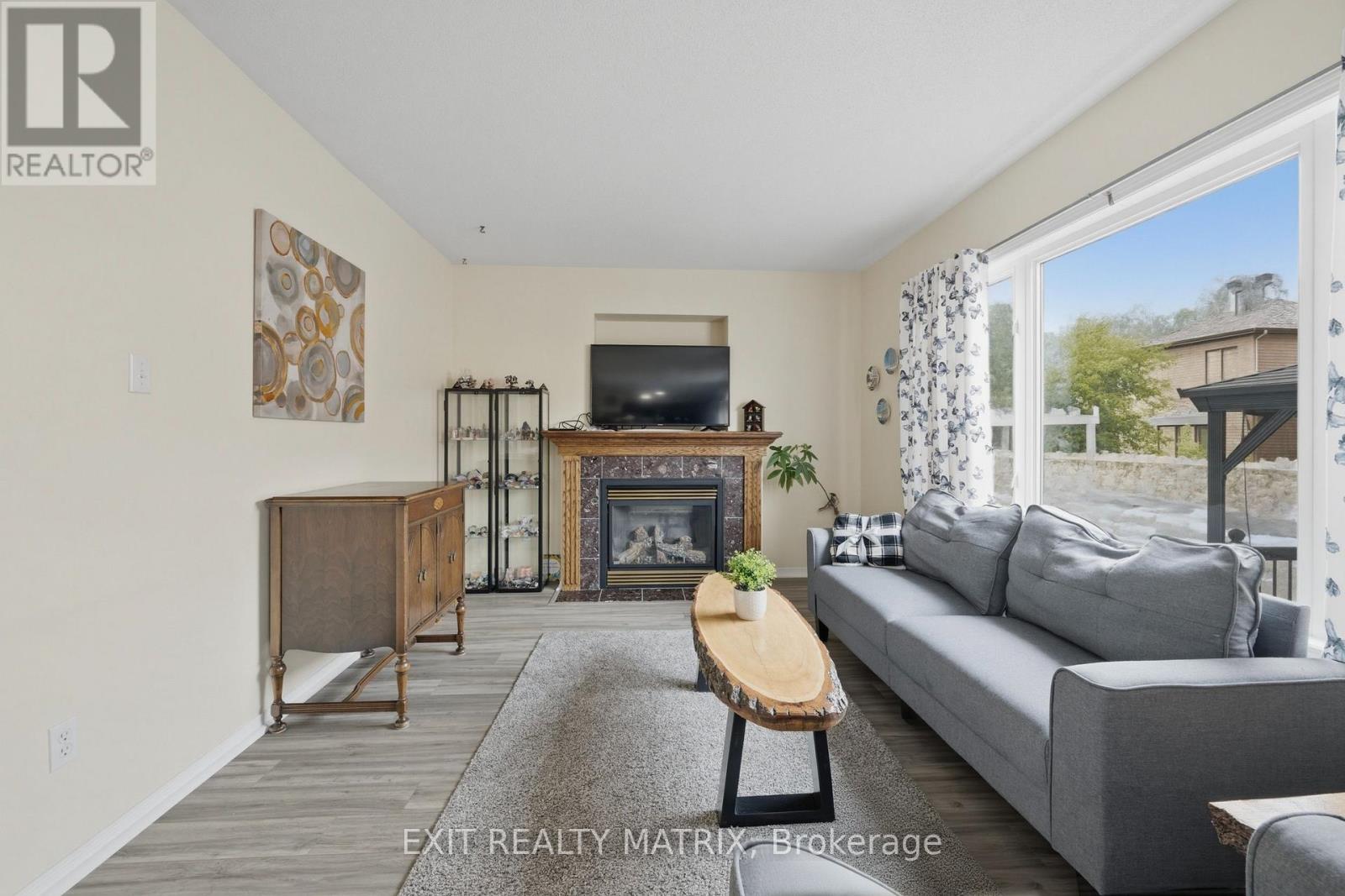 127 Stoney Pond Court, Ottawa, Ontario  K2S 2E6 - Photo 10 - X13568750