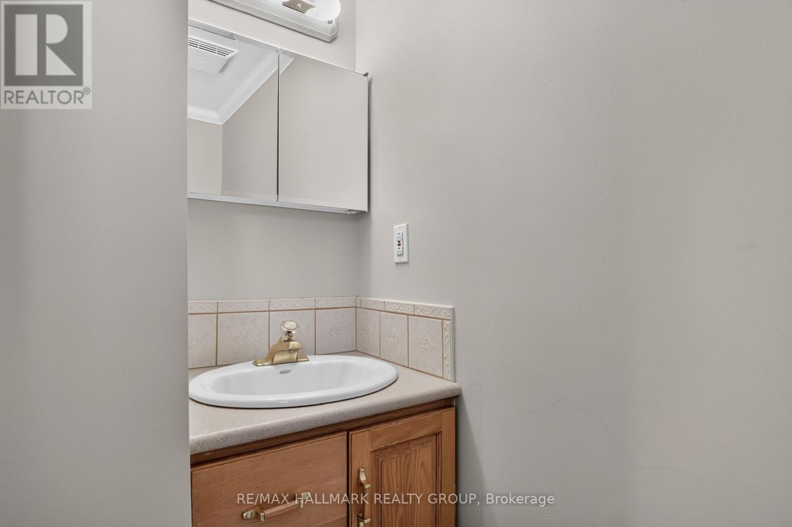 1125 Plante Drive, Ottawa, Ontario  K1V 9E5 - Photo 21 - X13568772