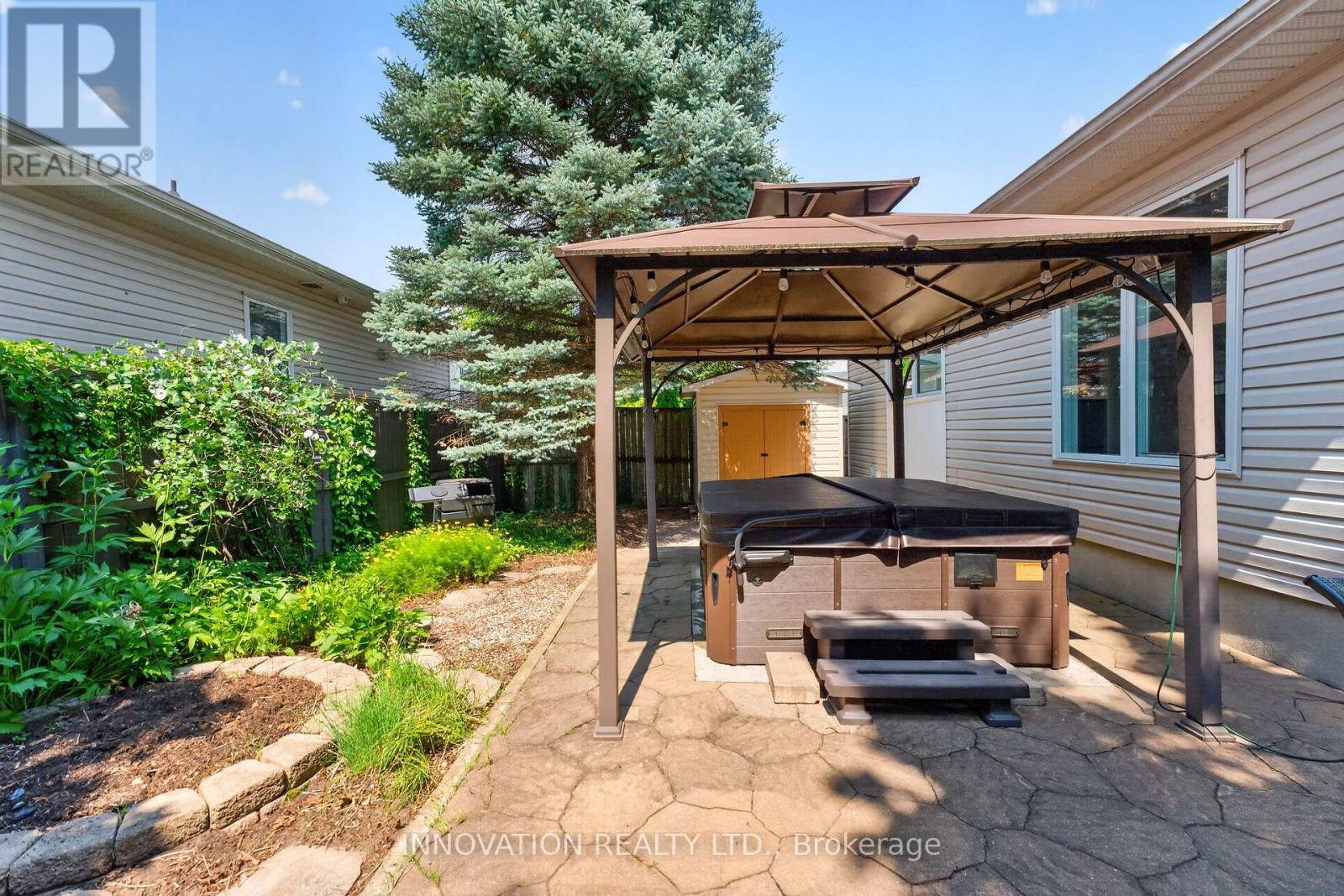 20 Peikoff Crescent, Ottawa, Ontario  K2K 3K8 - Photo 10 - X13568782