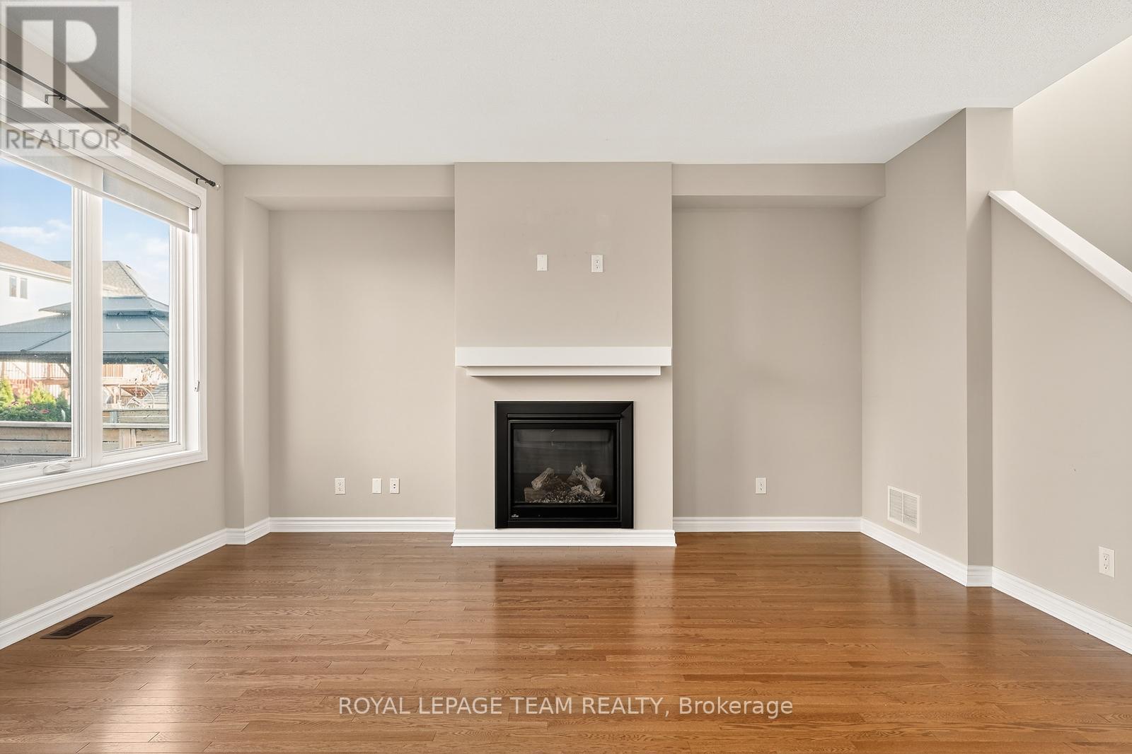 619 Geranium Walk, Ottawa, Ontario  K2S 2J3 - Photo 3 - X13568884