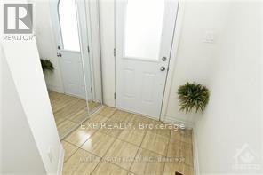 207 Hidden Meadow Avenue, Ottawa, Ontario  K1T 0C2 - Photo 2 - X13568902