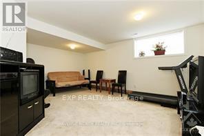 207 Hidden Meadow Avenue, Ottawa, Ontario  K1T 0C2 - Photo 8 - X13568902