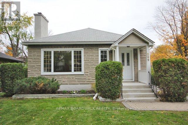 209 Knox Crescent, Ottawa, Ontario  K1G 0K6 - Photo 1 - X13569020