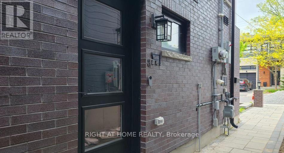 B - 185 Carleton Avenue, Ottawa, Ontario  K1Y 0J5 - Photo 1 - X13569160
