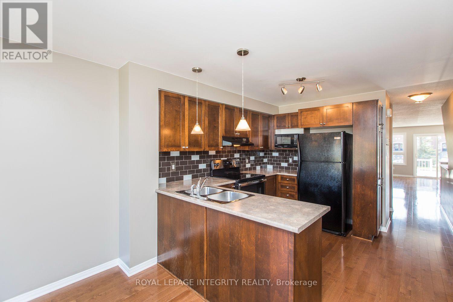 146 Berrigan Drive, Ottawa, Ontario  K2J 0J4 - Photo 4 - X13569220