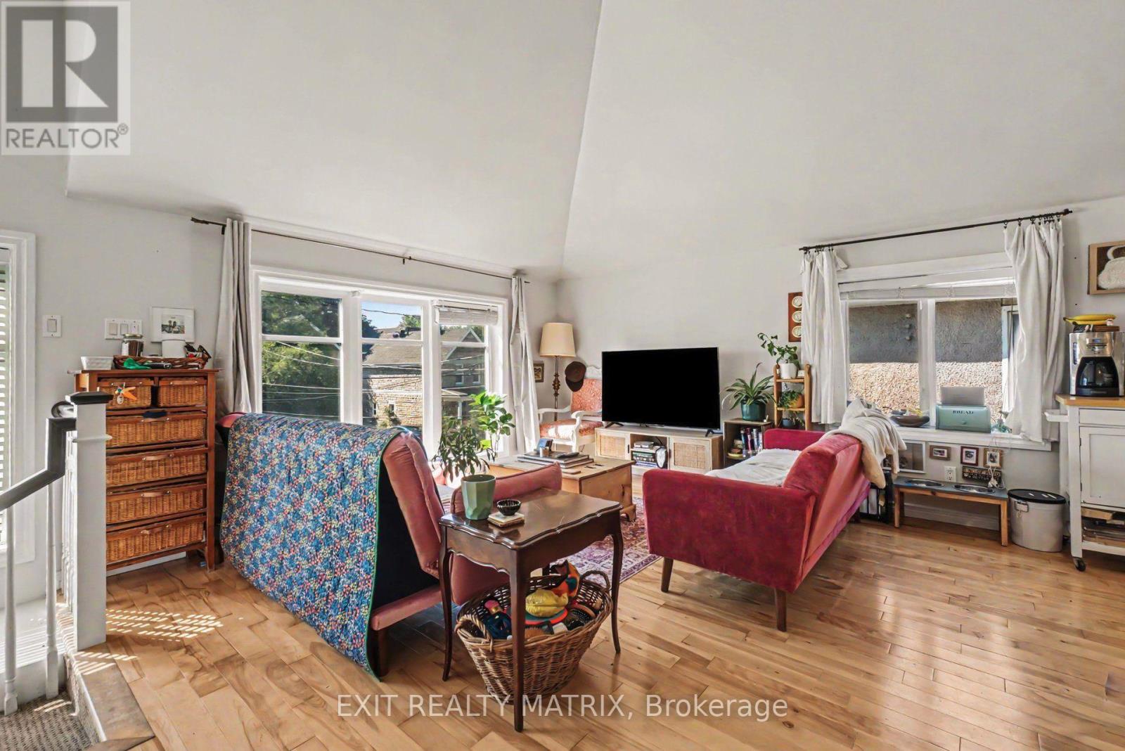 59 Laval Street, Ottawa, Ontario  K1L 7Z7 - Photo 4 - X13569248