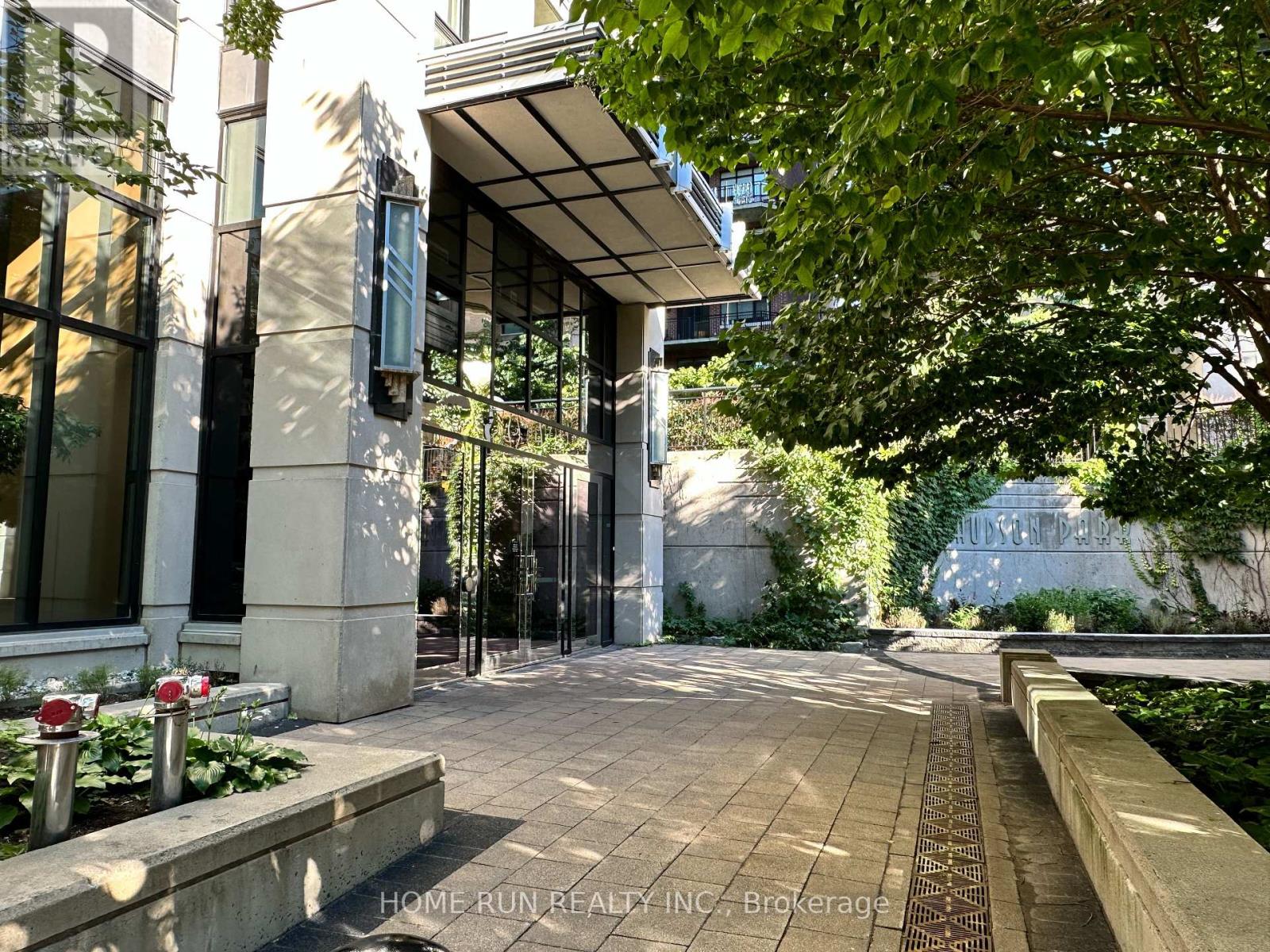 714 - 235 Kent Street, Ottawa, Ontario  K2P 0A5 - Photo 3 - X13569380