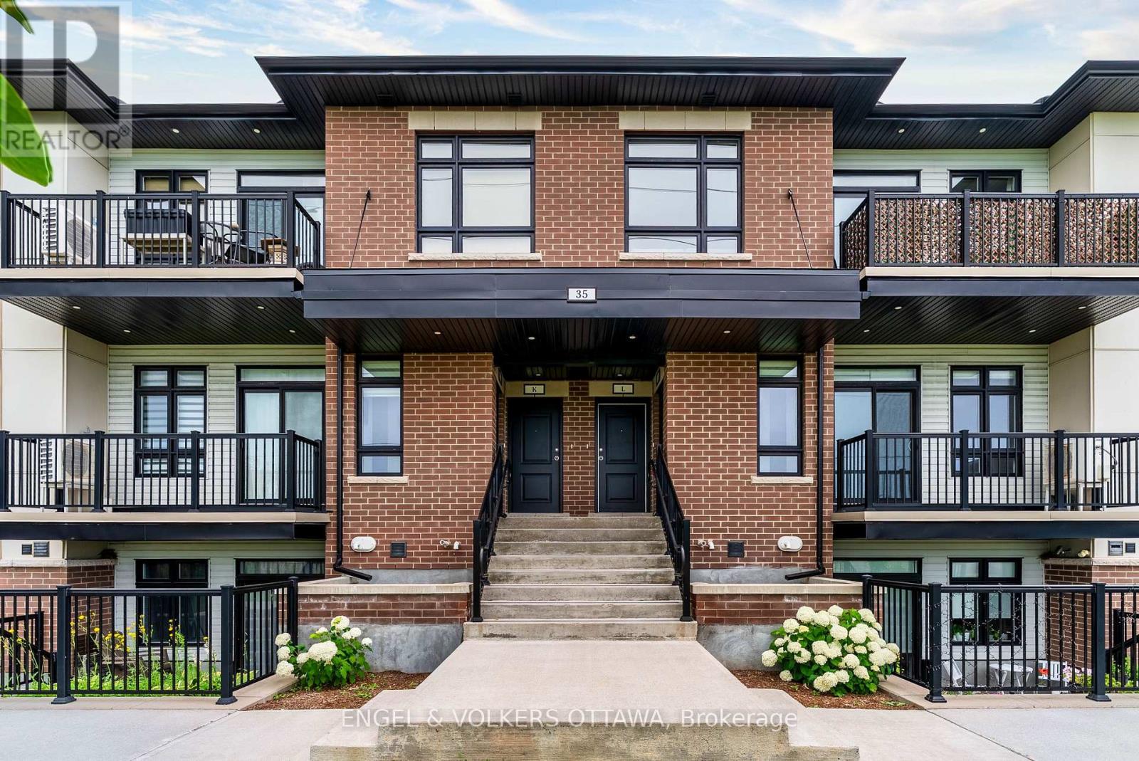 G - 35 Overberg Way, Ottawa, Ontario  K2S 0W1 - Photo 1 - X13569490