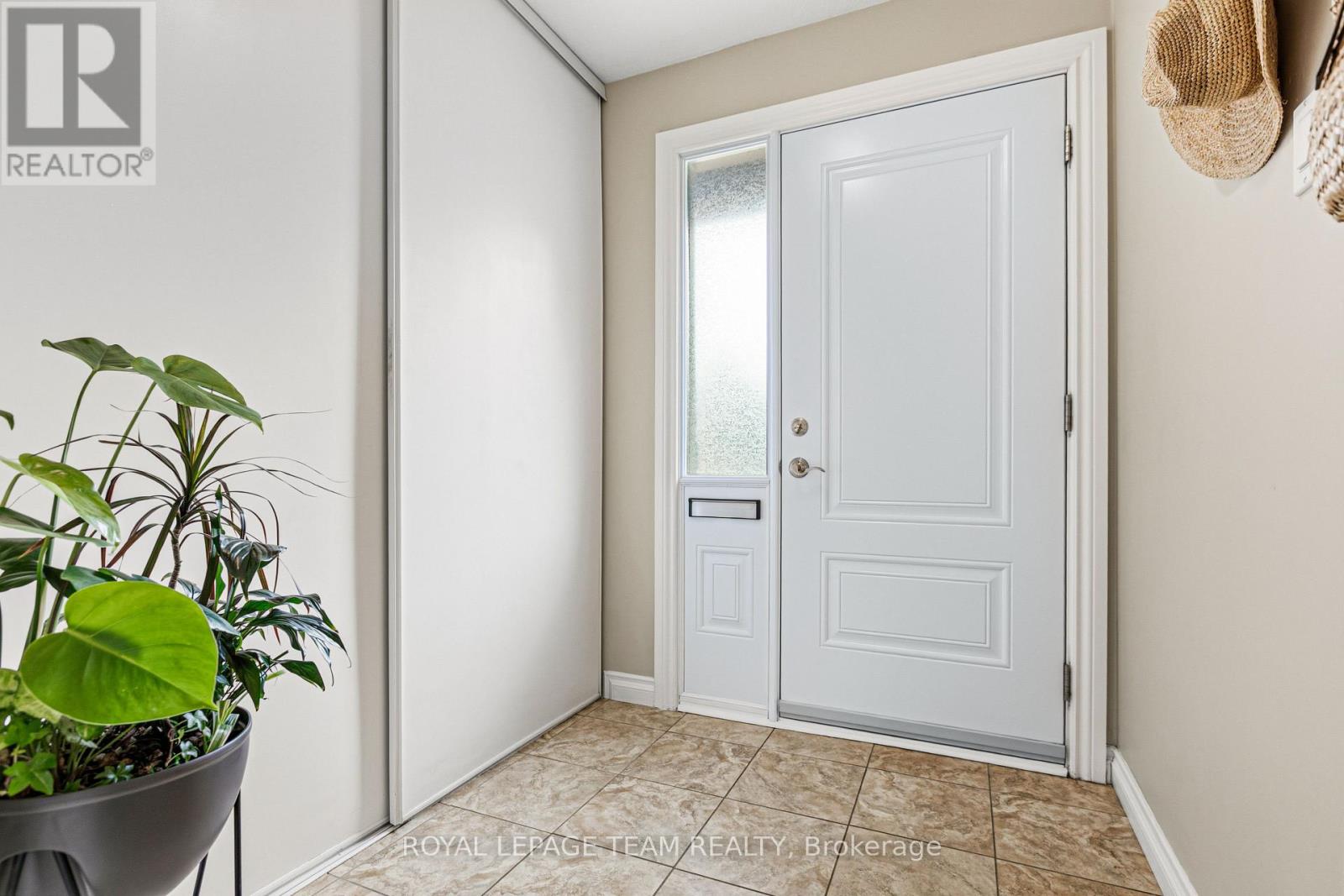 68 - 82 Mcclintock Way, Ottawa, Ontario  K2L 2A2 - Photo 3 - X13569504