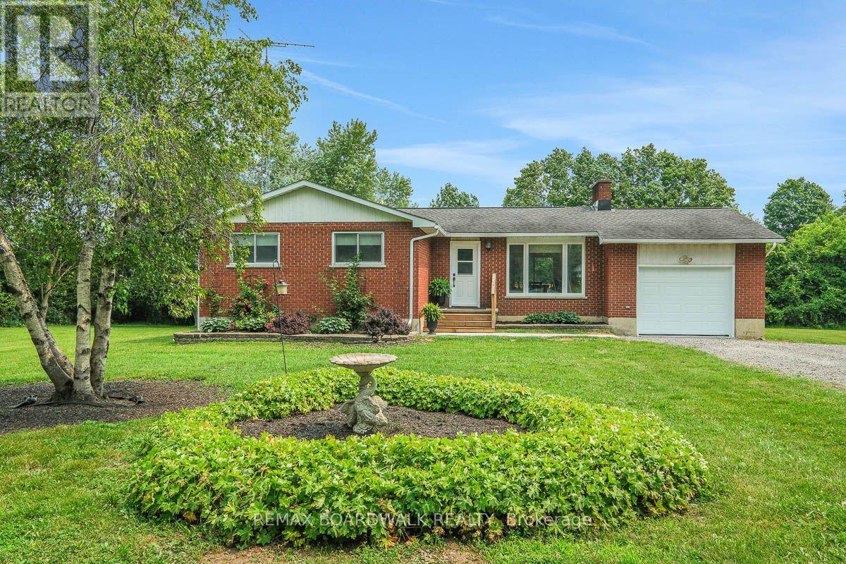 477 Townline Road, North Grenville, Ontario  K0G 1J0 - Photo 1 - X13569540