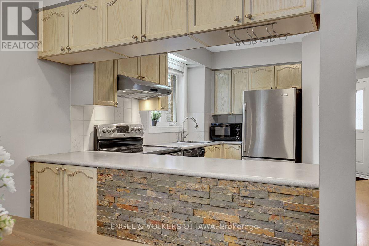 1 - 382 Briston Private, Ottawa, Ontario  K1G 5R2 - Photo 15 - X13569614