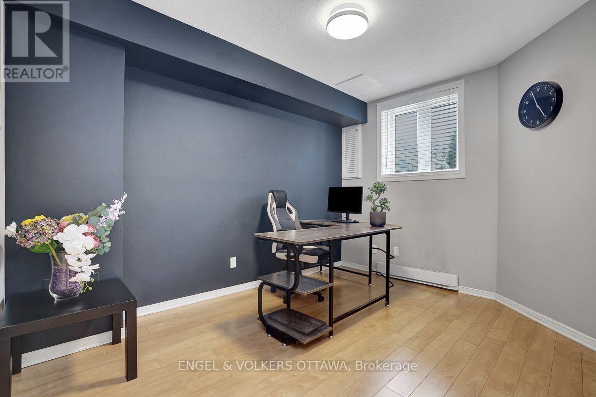 1 - 382 Briston Private, Ottawa, Ontario  K1G 5R2 - Photo 30 - X13569614