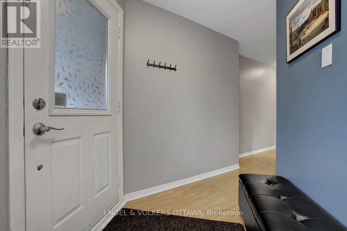 1 - 382 Briston Private, Ottawa, Ontario  K1G 5R2 - Photo 8 - X13569614