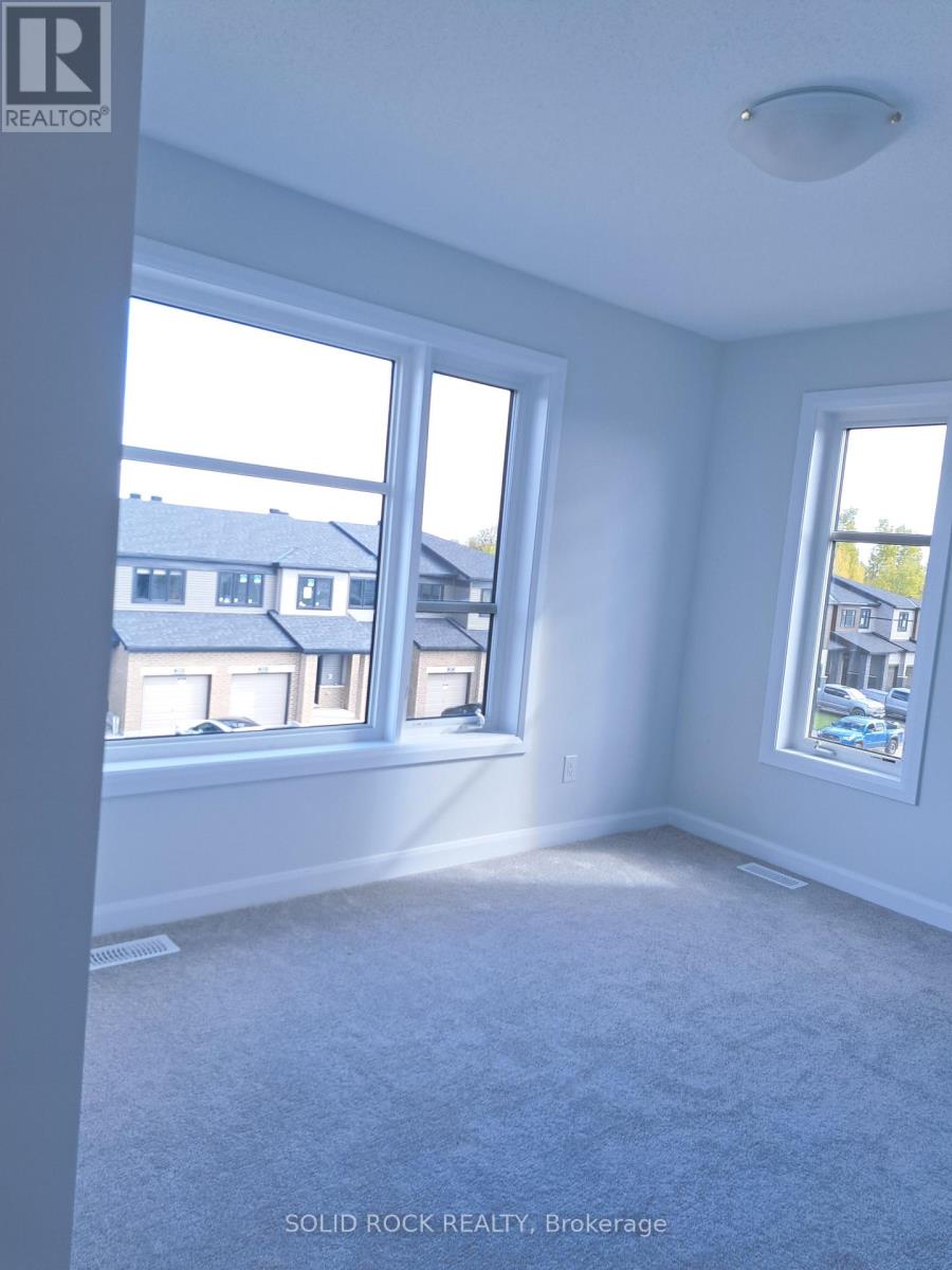 288 Elsie Macgill Walk, Ottawa, Ontario  K2W 0L2 - Photo 12 - X13569704