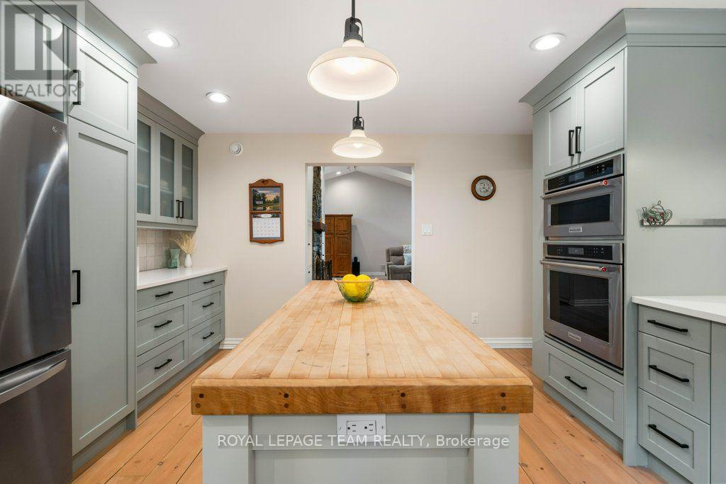 6485 Waddion Drive, Ottawa, Ontario  K4P 1E7 - Photo 15 - X13569722