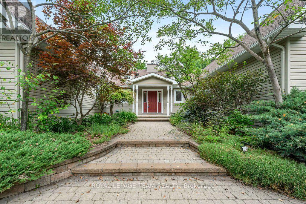 6485 Waddion Drive, Ottawa, Ontario  K4P 1E7 - Photo 2 - X13569722
