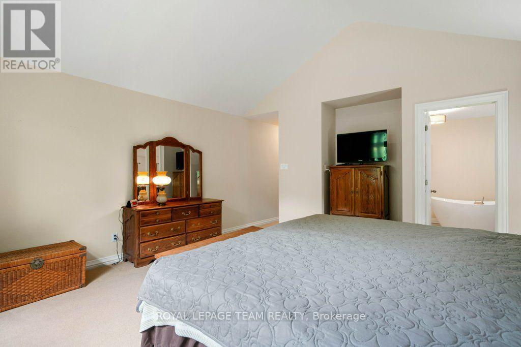6485 Waddion Drive, Ottawa, Ontario  K4P 1E7 - Photo 23 - X13569722