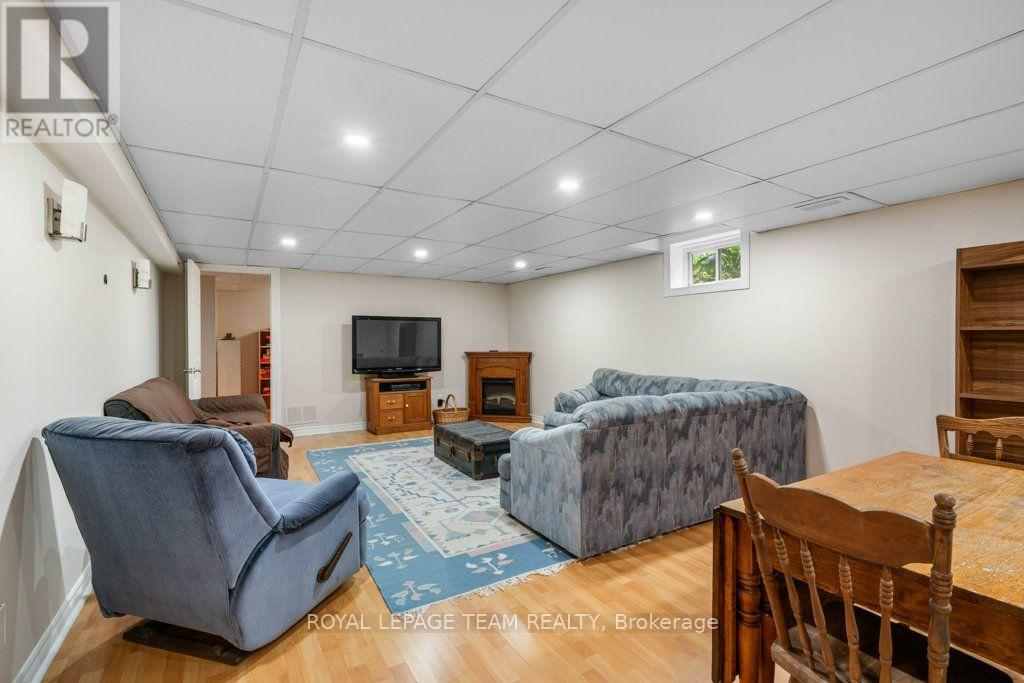 6485 Waddion Drive, Ottawa, Ontario  K4P 1E7 - Photo 32 - X13569722
