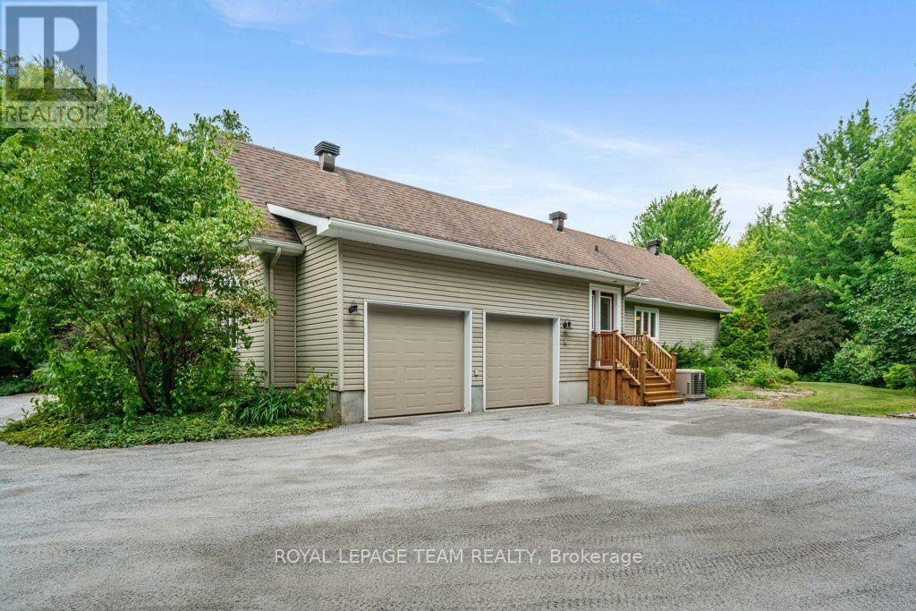 6485 Waddion Drive, Ottawa, Ontario  K4P 1E7 - Photo 37 - X13569722
