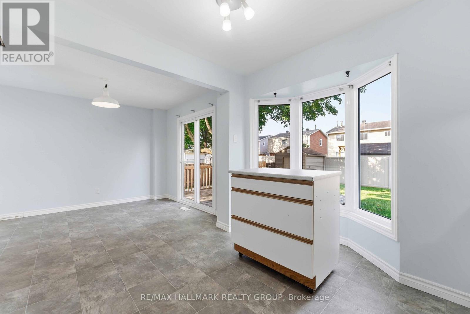1093 St-Emmanuel Terrace, Ottawa, Ontario  K1C 2J6 - Photo 9 - X13570094