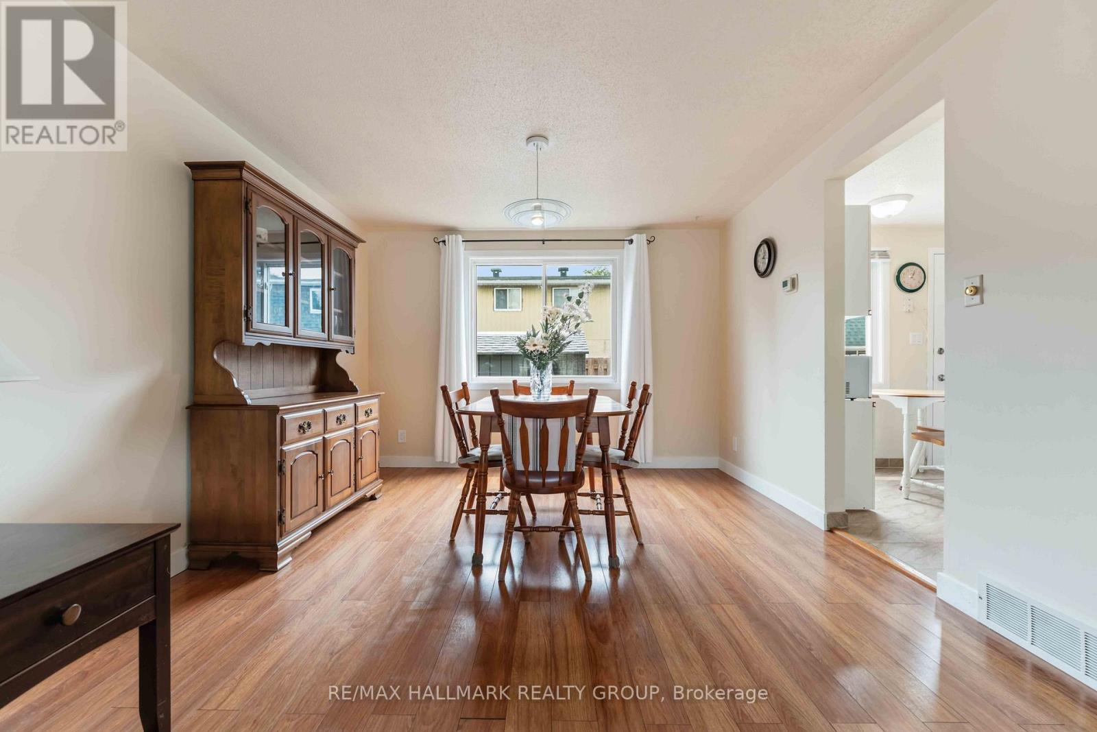 B - 1506 Beaverpond Drive N, Ottawa, Ontario  K1B 3R9 - Photo 6 - X13570100