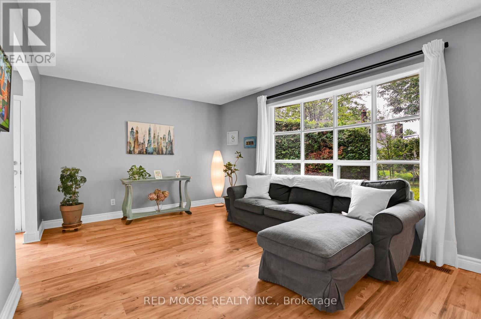 67 Valewood Crescent, Ottawa, Ontario  K1B 4G1 - Photo 12 - X13570116