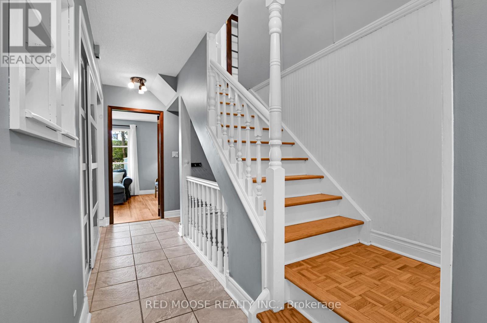 67 Valewood Crescent, Ottawa, Ontario  K1B 4G1 - Photo 5 - X13570116