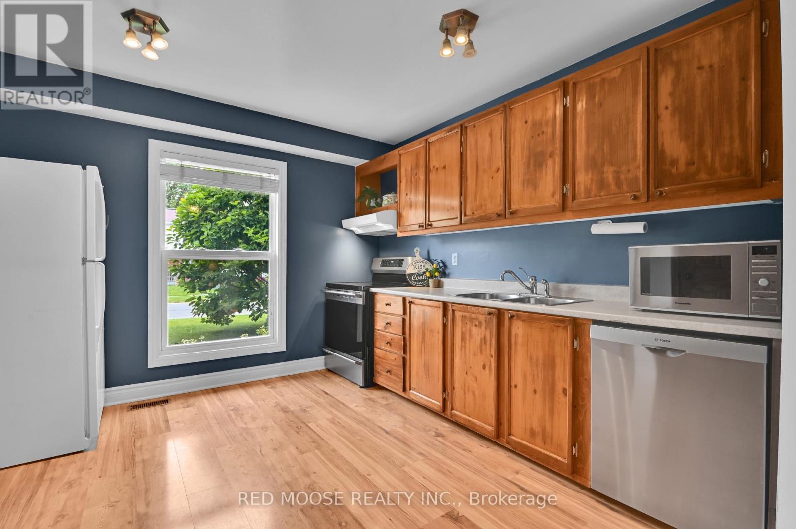 67 Valewood Crescent, Ottawa, Ontario  K1B 4G1 - Photo 6 - X13570116