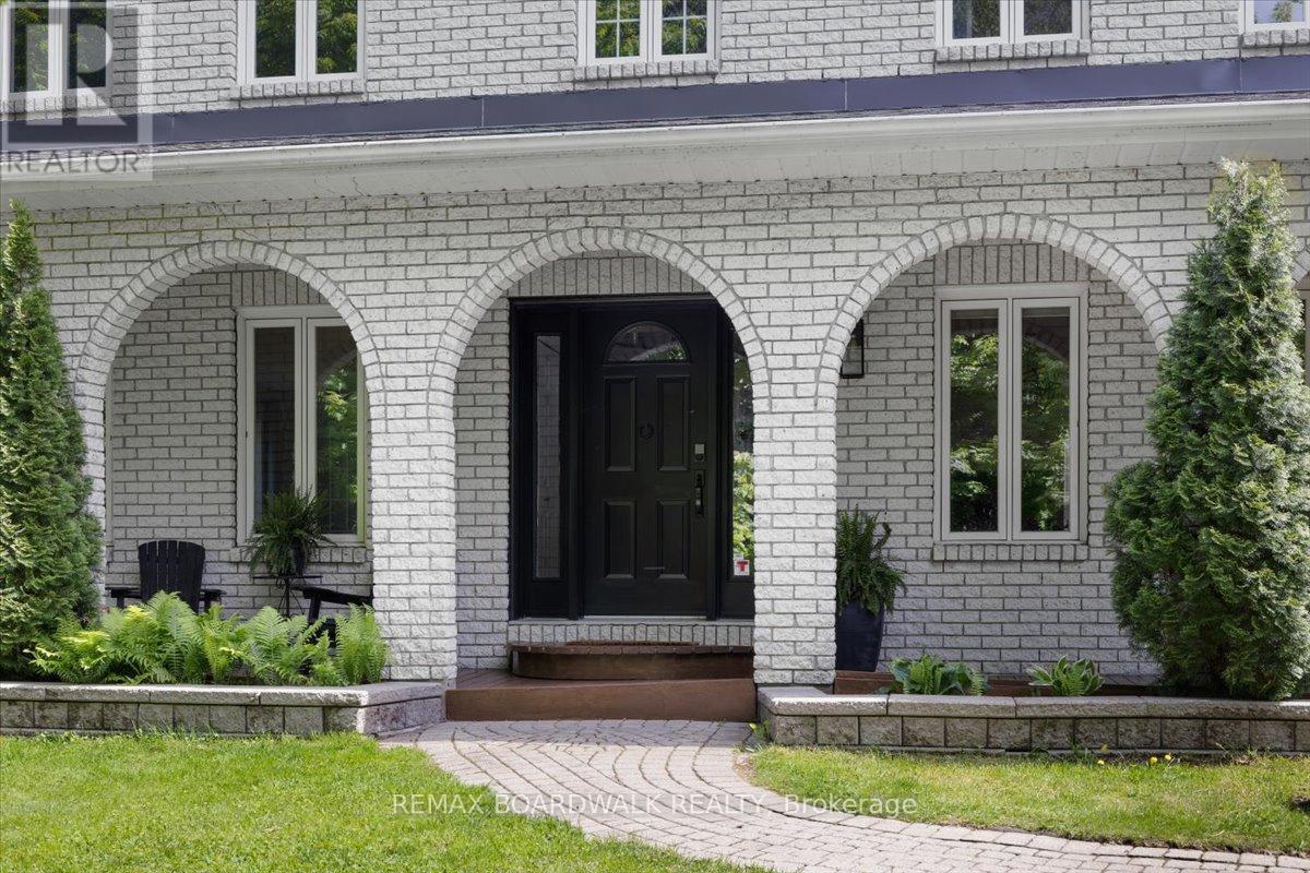 8128 Miles Crescent, Ottawa, Ontario  K0A 2P0 - Photo 2 - X13570244