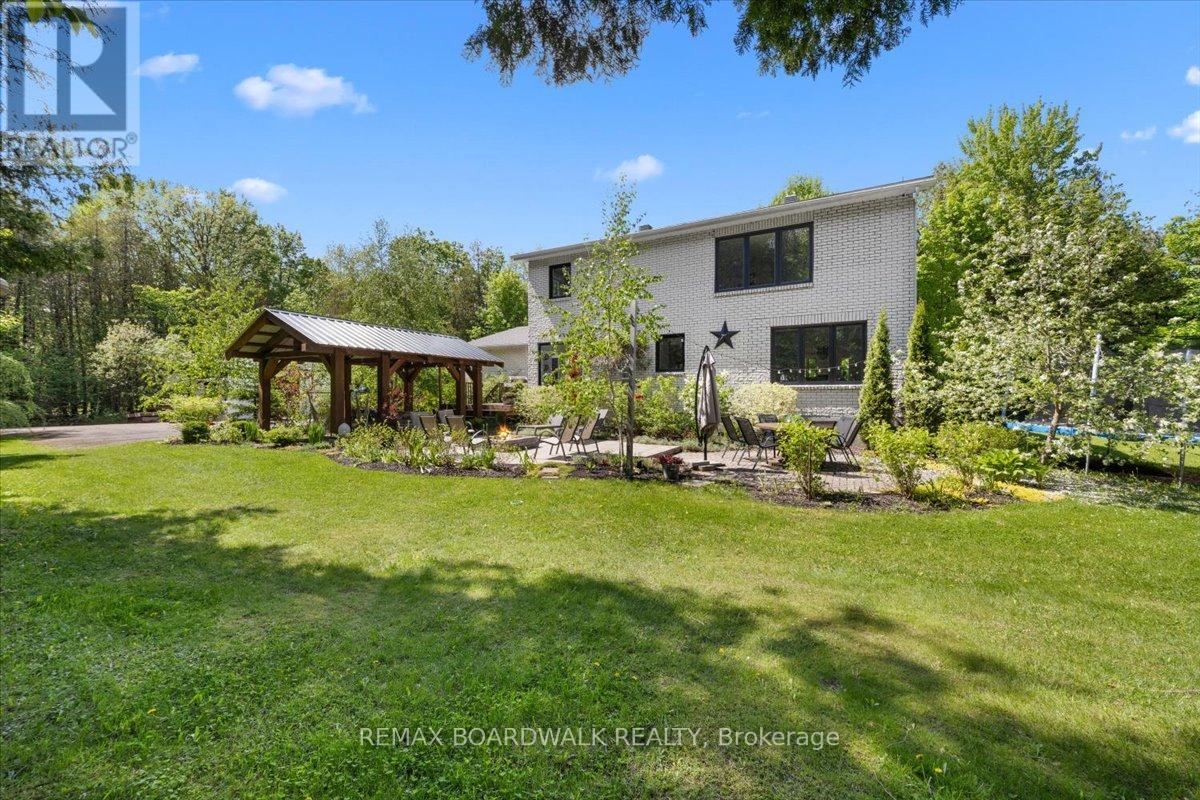 8128 Miles Crescent, Ottawa, Ontario  K0A 2P0 - Photo 38 - X13570244
