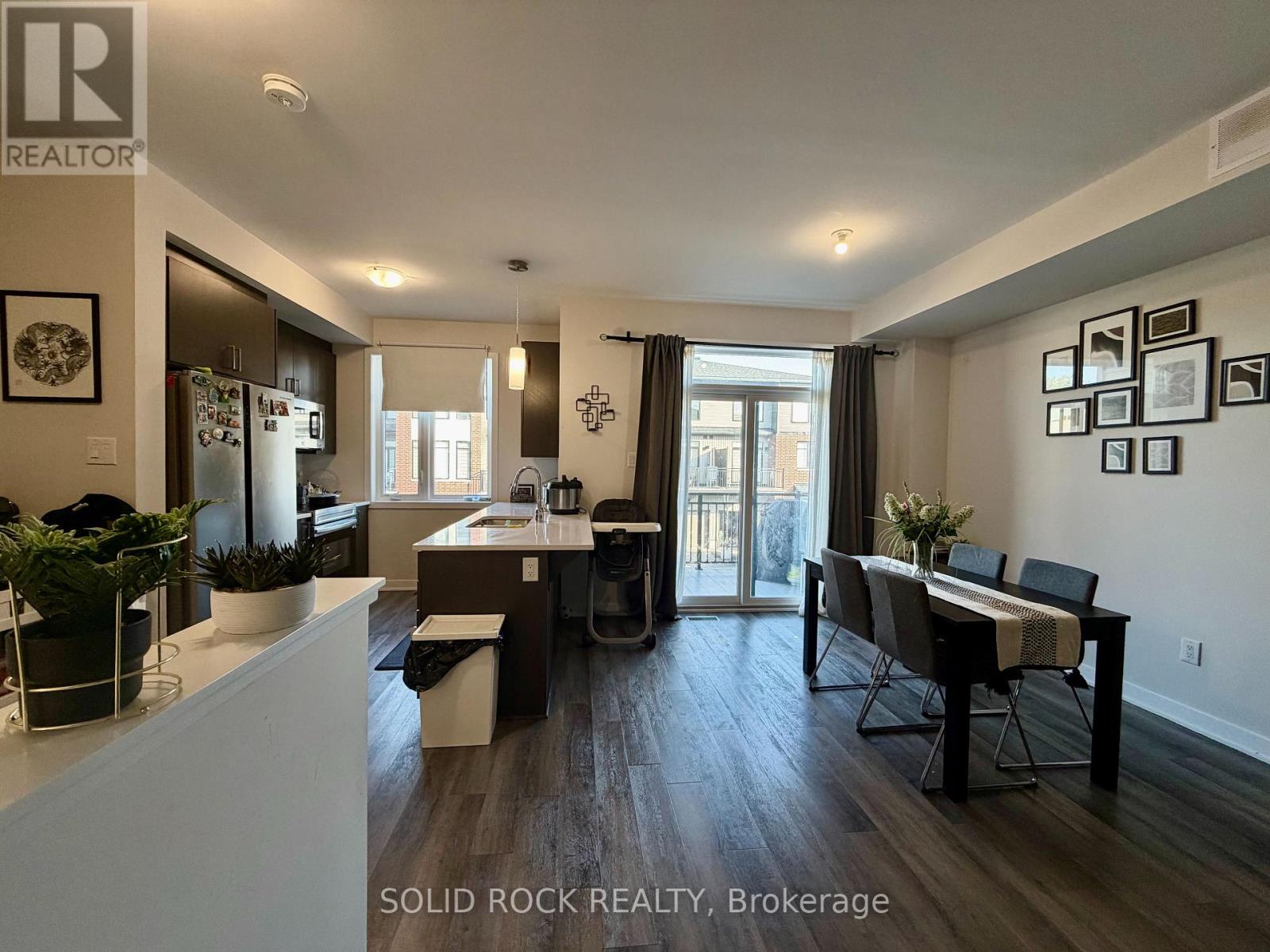 215 Tussock Private, Ottawa, Ontario  K1X 0M8 - Photo 10 - X13570278