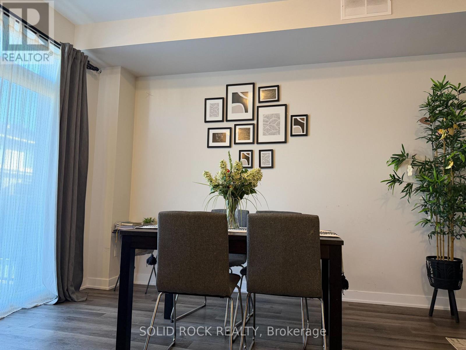 215 Tussock Private, Ottawa, Ontario  K1X 0M8 - Photo 12 - X13570278
