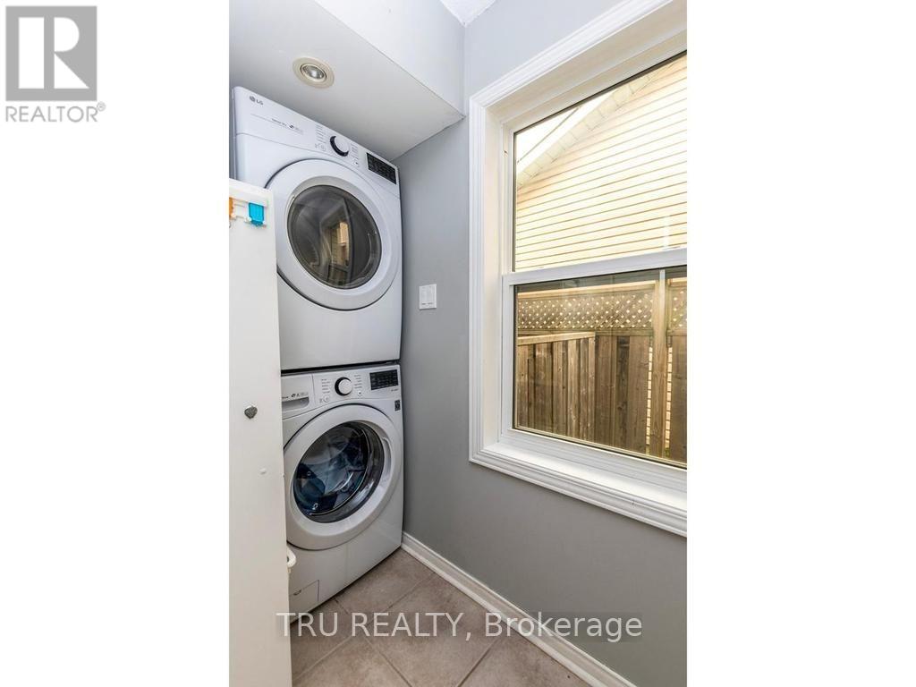 24 Soho Crescent, Ottawa, Ontario  K2J 2W1 - Photo 11 - X13570342