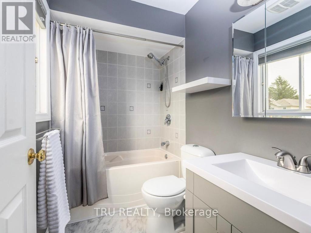 24 Soho Crescent, Ottawa, Ontario  K2J 2W1 - Photo 13 - X13570342