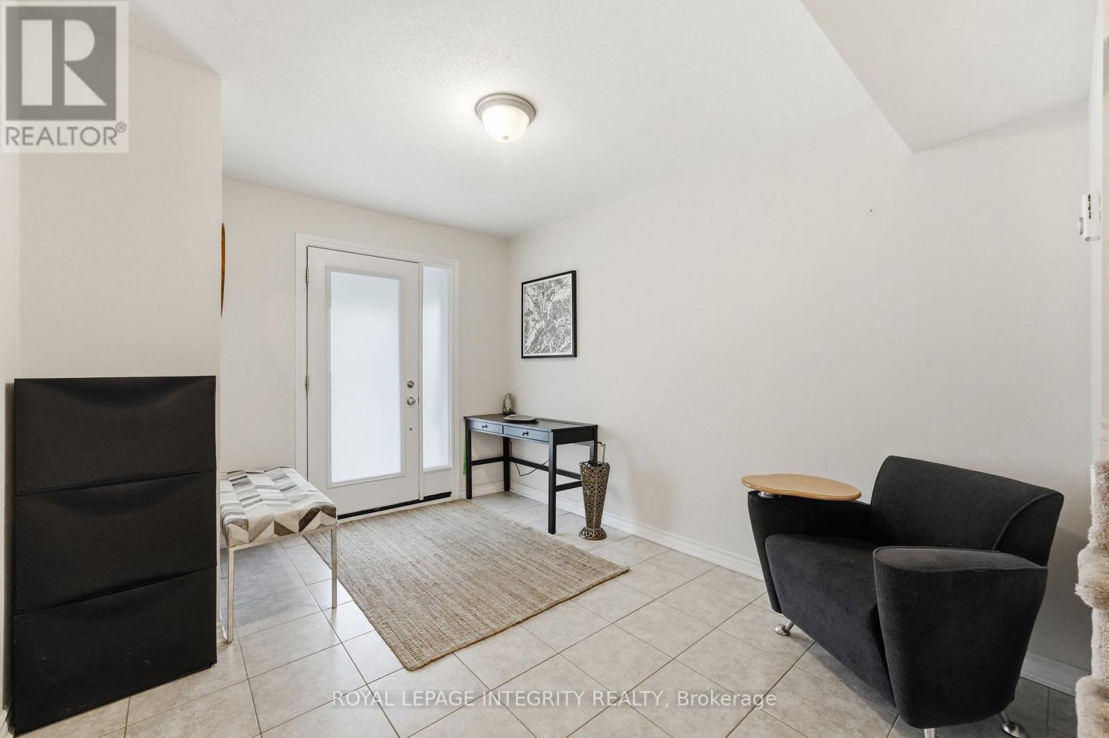 12 Squashberry Lane, Ottawa, Ontario  K2S 1E7 - Photo 3 - X13570426