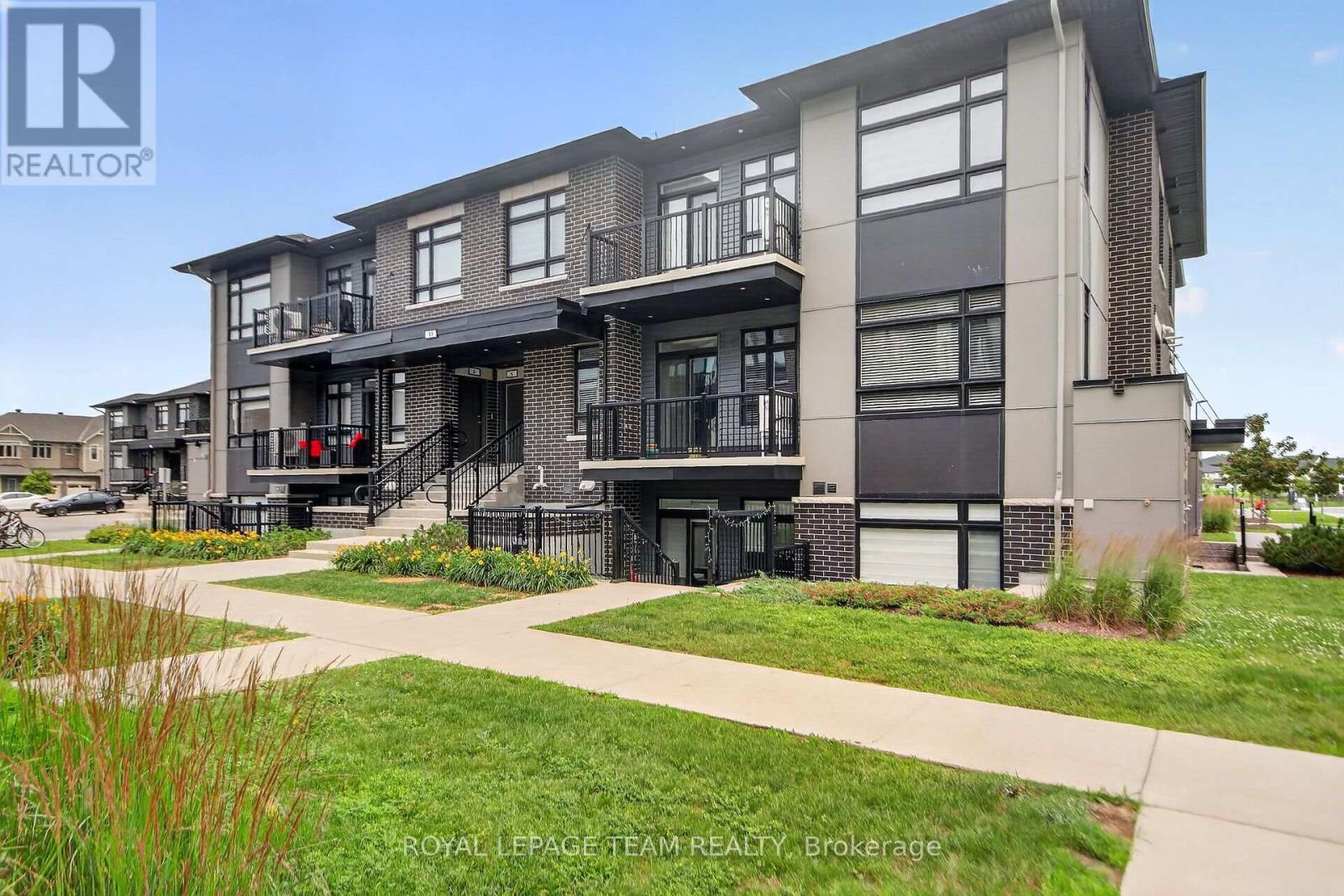 H - 45 Overberg Way, Ottawa, Ontario  K2S 2Y4 - Photo 1 - X13570700