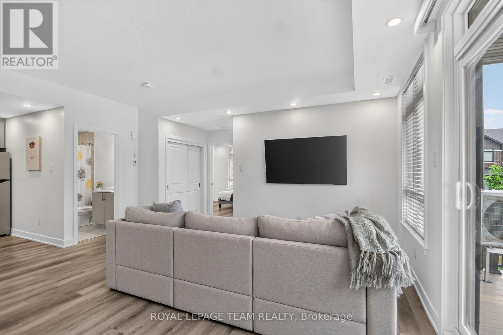 H - 45 Overberg Way, Ottawa, Ontario  K2S 2Y4 - Photo 5 - X13570700