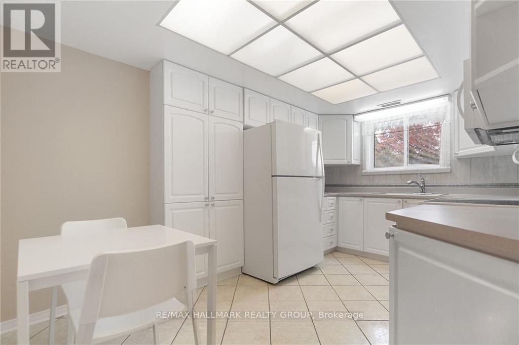 212 - 1705 Playfair Drive, Ottawa, Ontario  K1H 8P6 - Photo 3 - X13570716