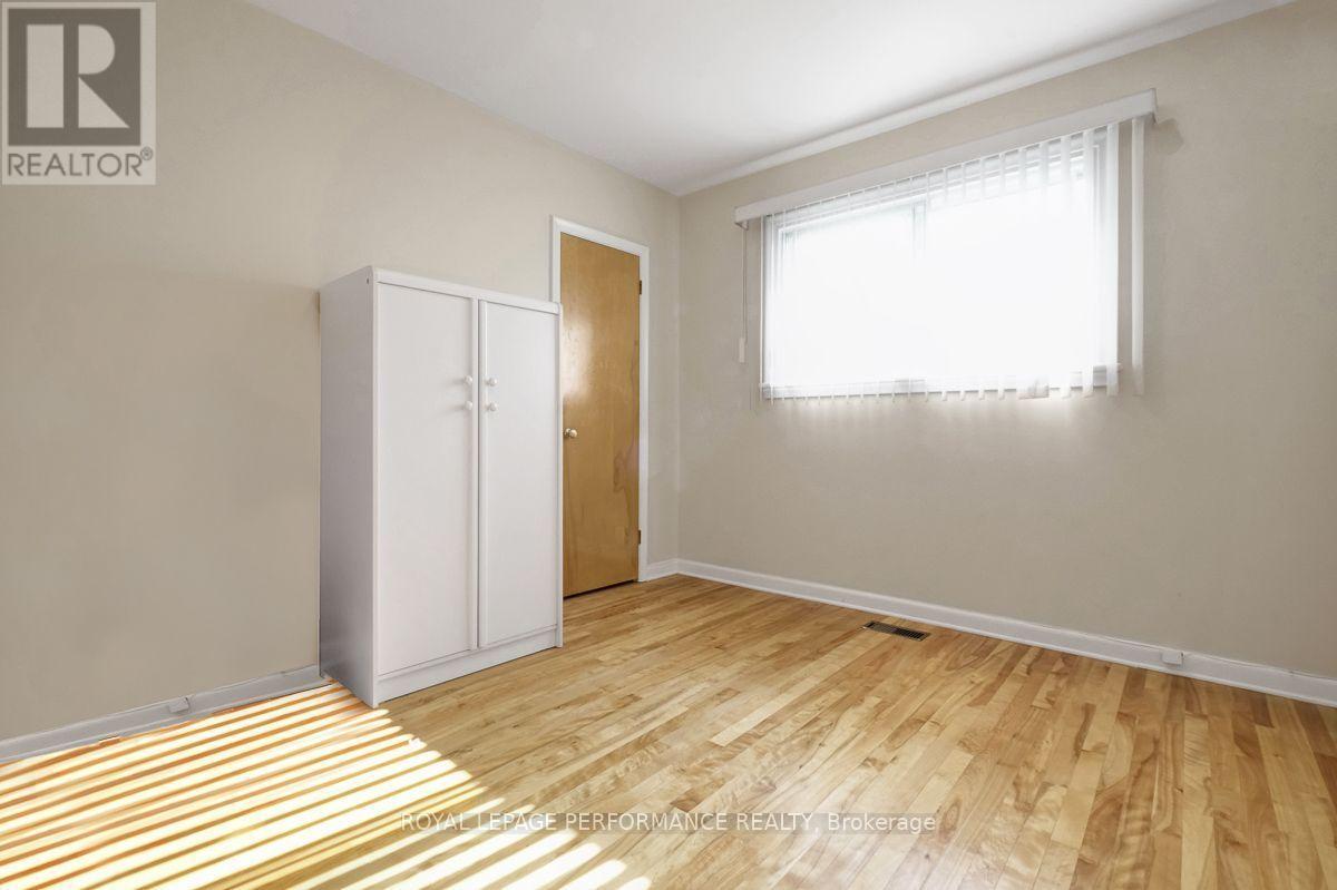 2038 Arch Street, Ottawa, Ontario  K1G 2H1 - Photo 11 - X13570760