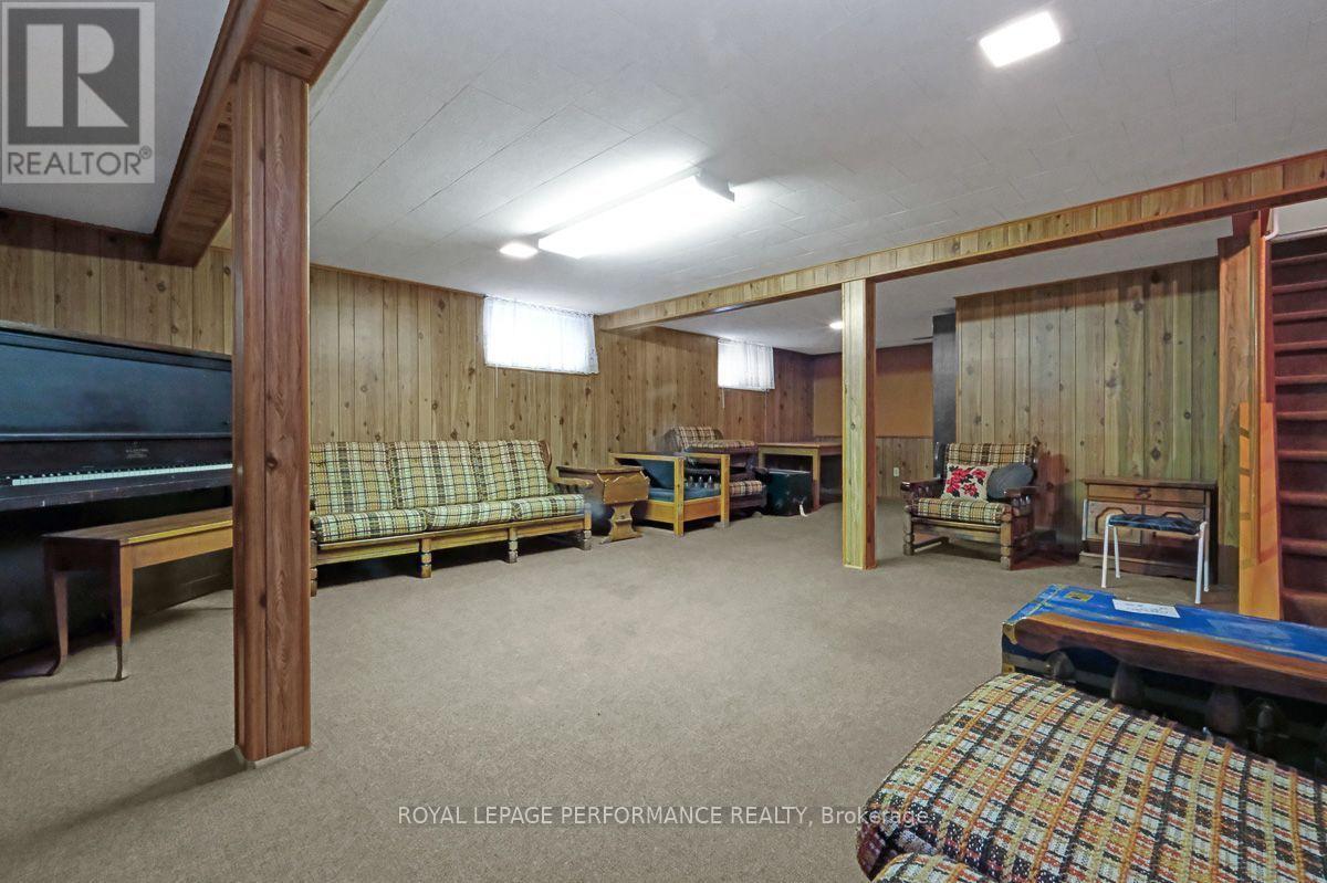 2038 Arch Street, Ottawa, Ontario  K1G 2H1 - Photo 15 - X13570760