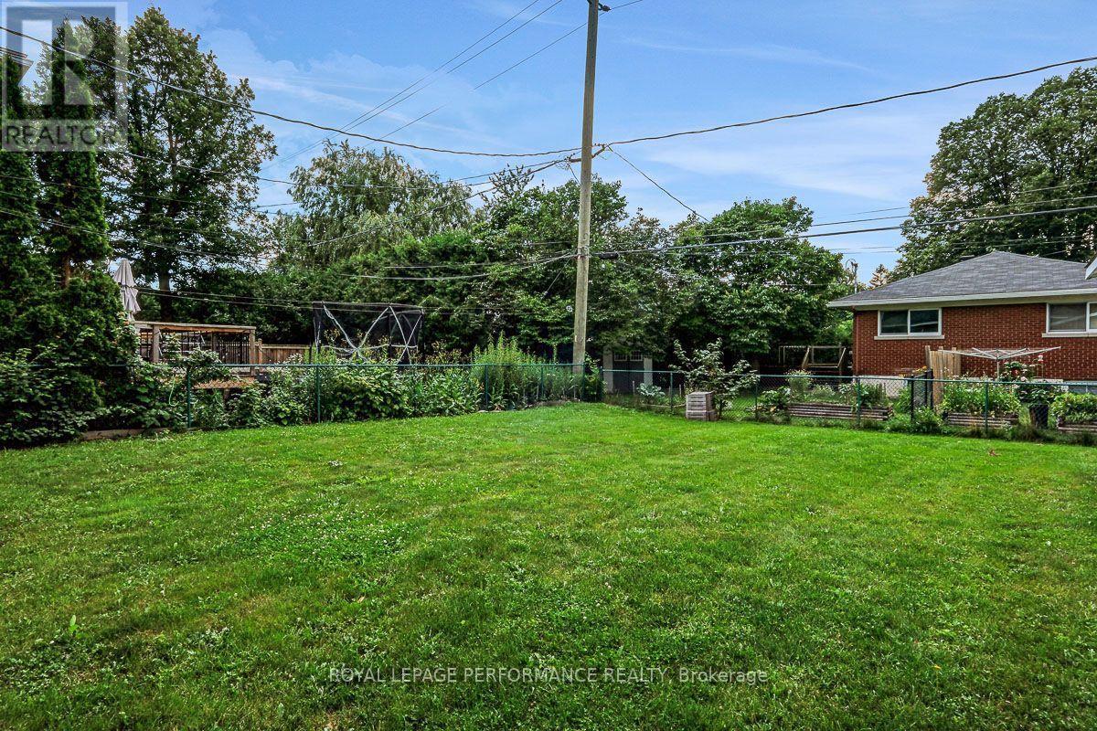 2038 Arch Street, Ottawa, Ontario  K1G 2H1 - Photo 18 - X13570760