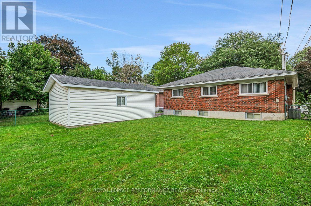 2038 Arch Street, Ottawa, Ontario  K1G 2H1 - Photo 19 - X13570760