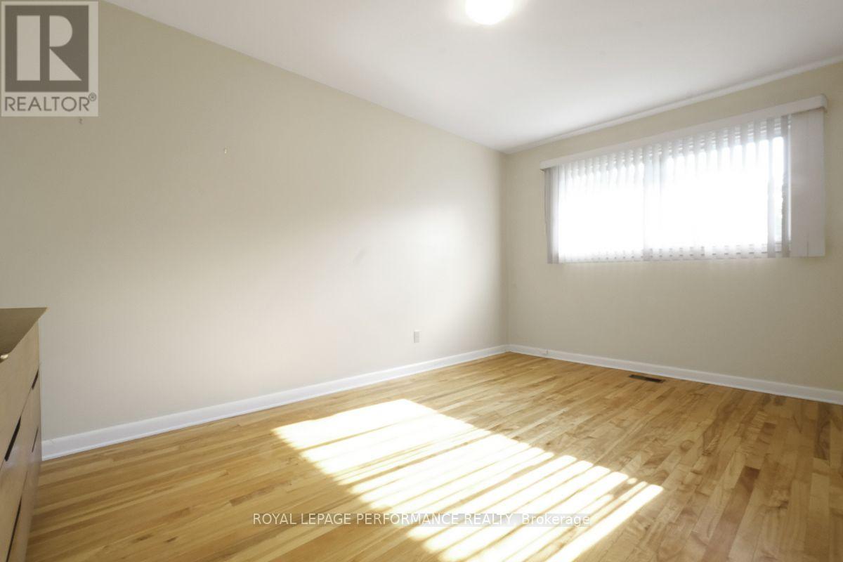 2038 Arch Street, Ottawa, Ontario  K1G 2H1 - Photo 9 - X13570760