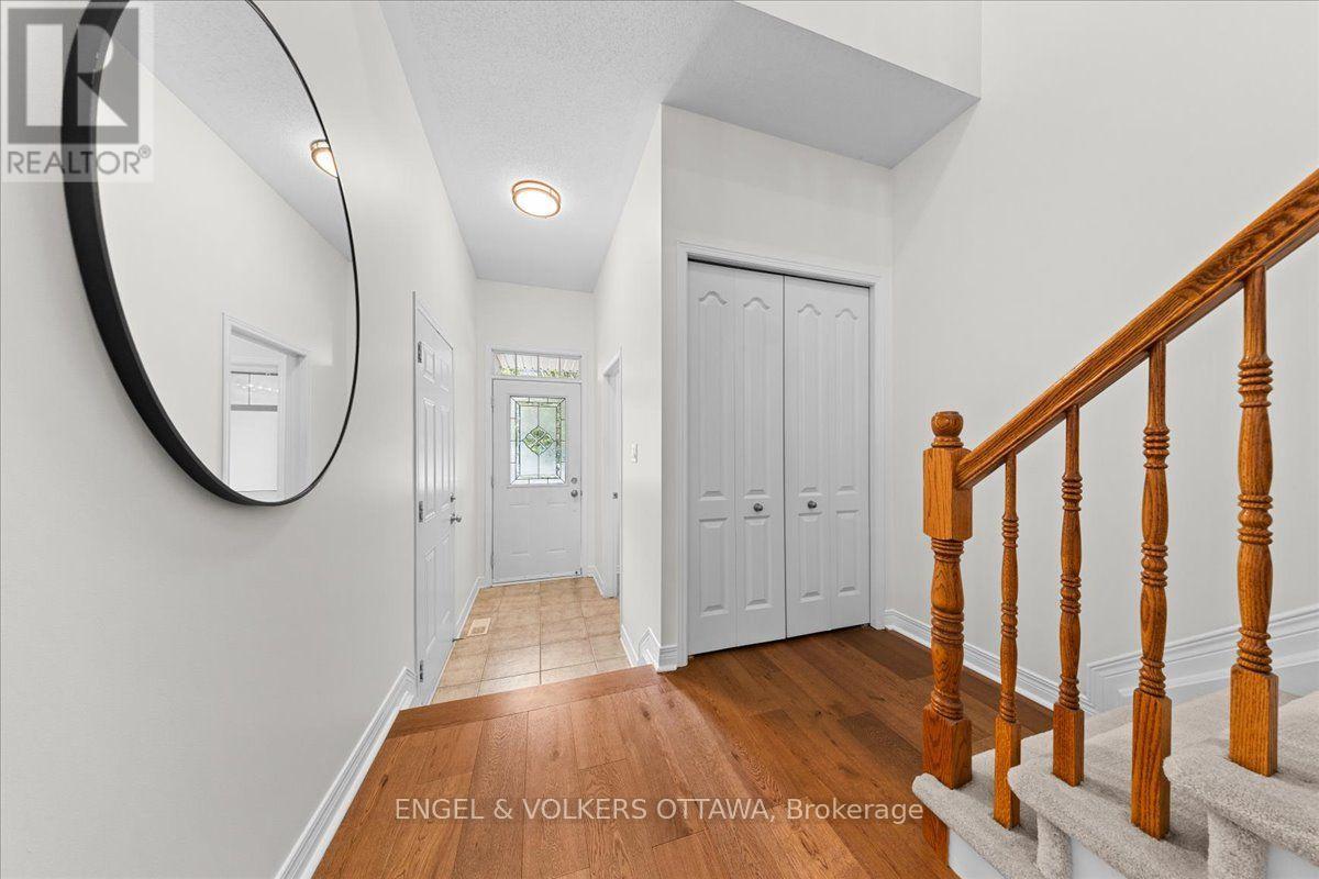173 Hornchurch Lane, Ottawa, Ontario  K2J 0J9 - Photo 4 - X13570786