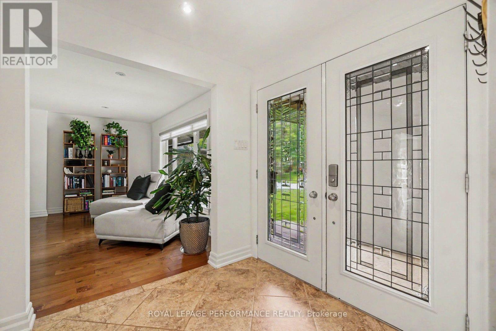 2061 Cabot Street, Ottawa, Ontario  K1H 6J7 - Photo 13 - X13570856