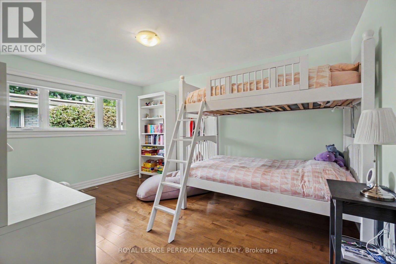 2061 Cabot Street, Ottawa, Ontario  K1H 6J7 - Photo 18 - X13570856