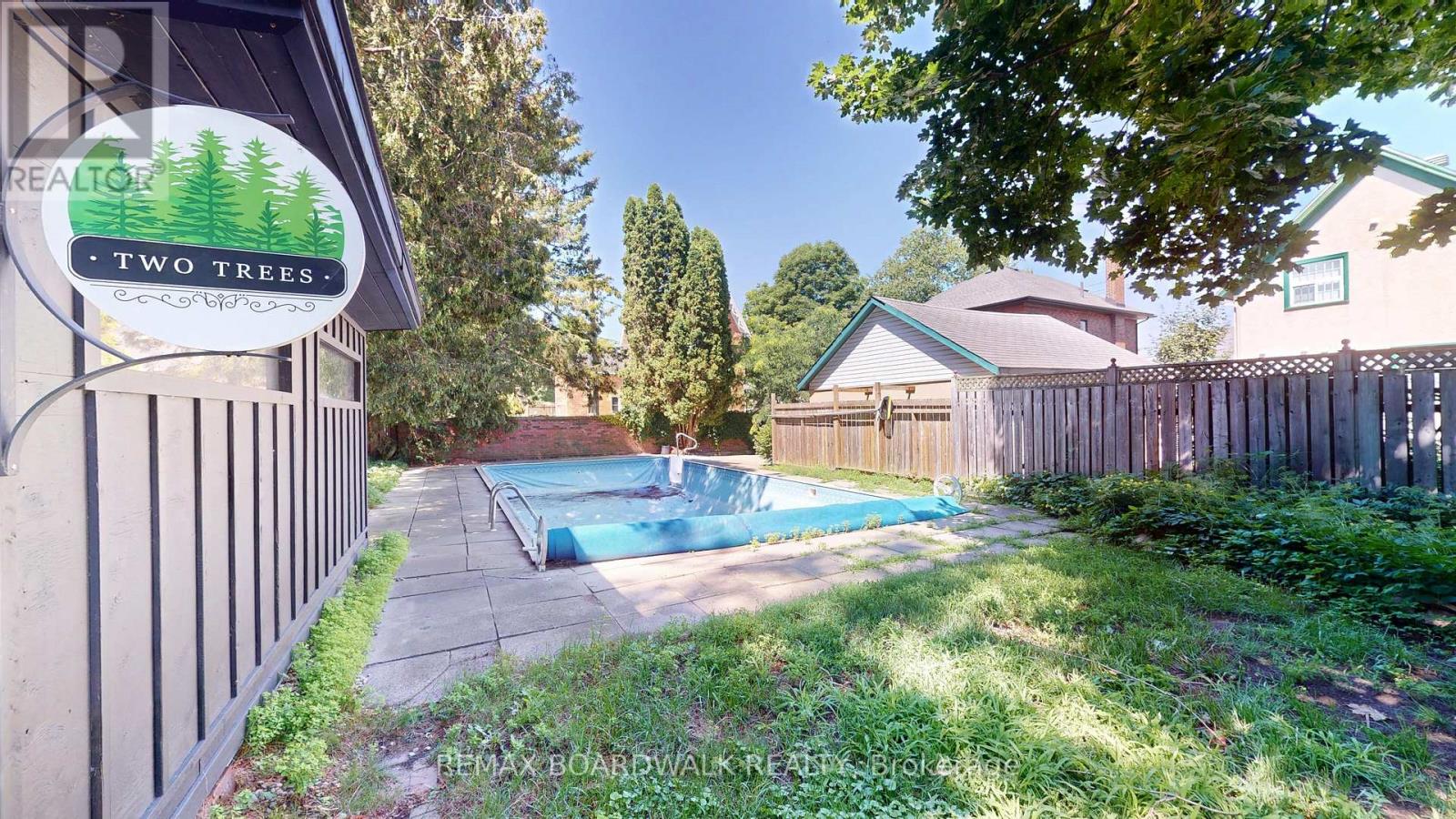 407 King Street W, Brockville, Ontario  K6V 3S8 - Photo 3 - X13570904