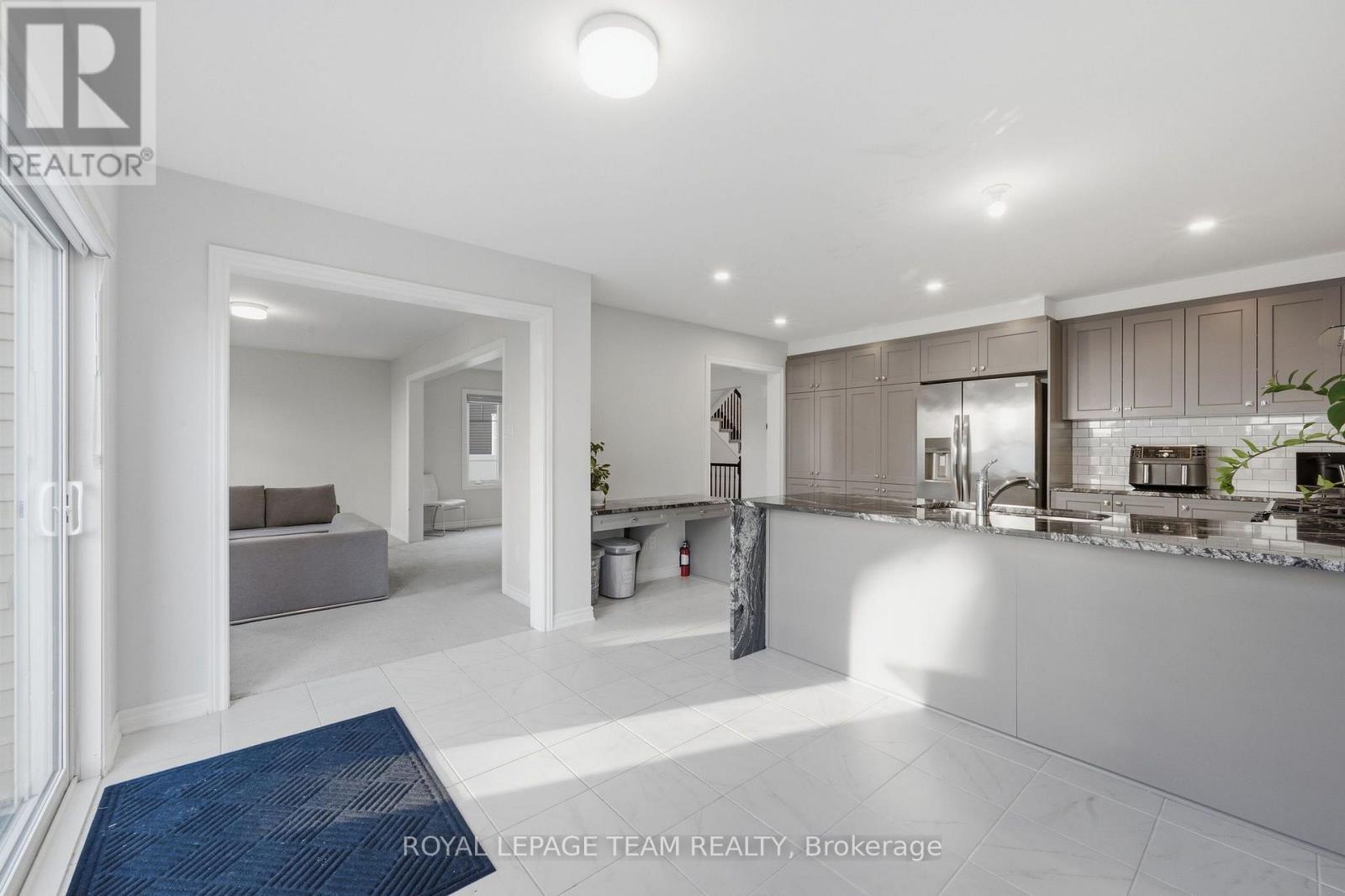 153 Unity Place, Ottawa, Ontario  K2S 2Y8 - Photo 12 - X13570922